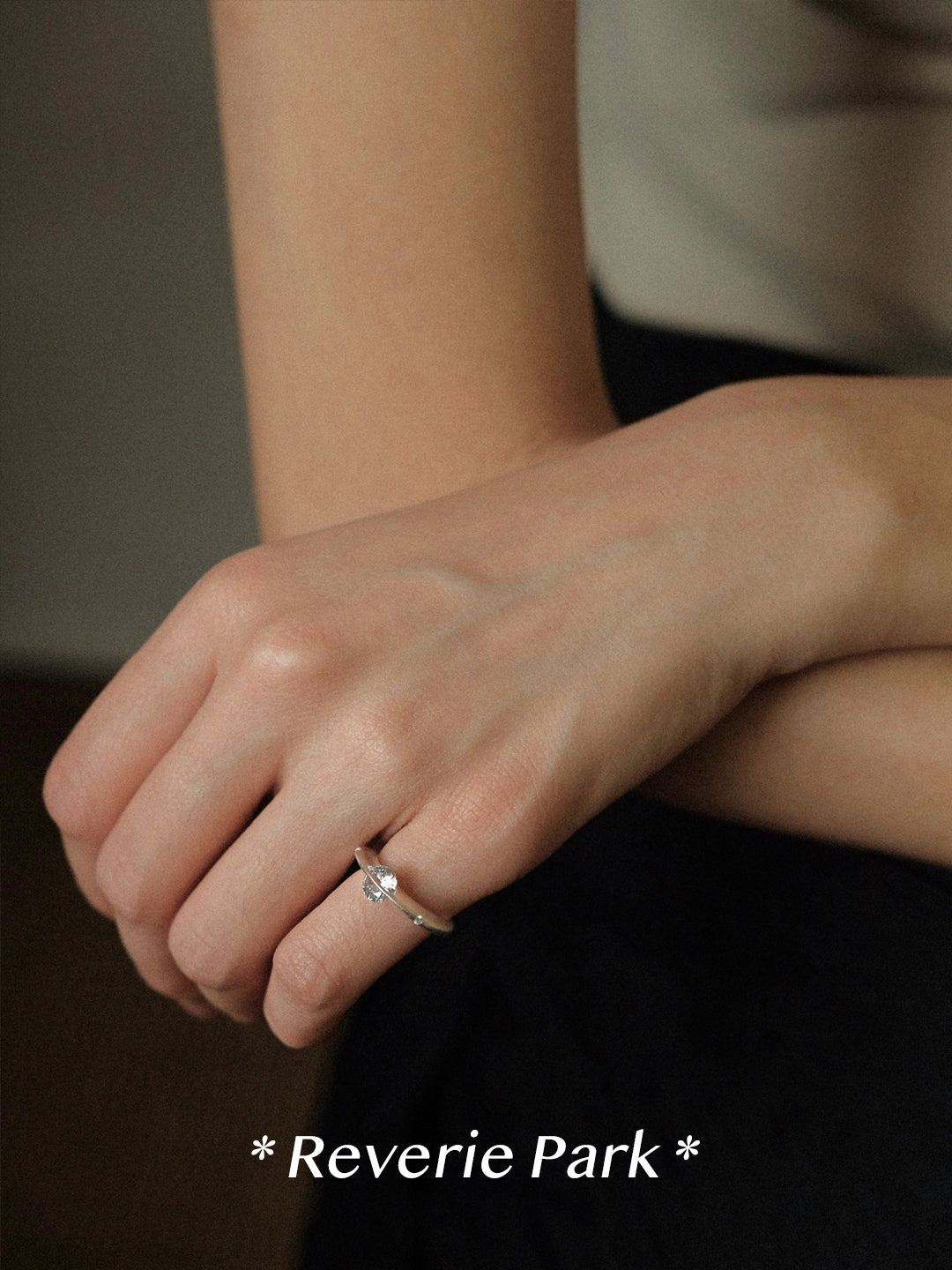 Rotatable Comet Ring